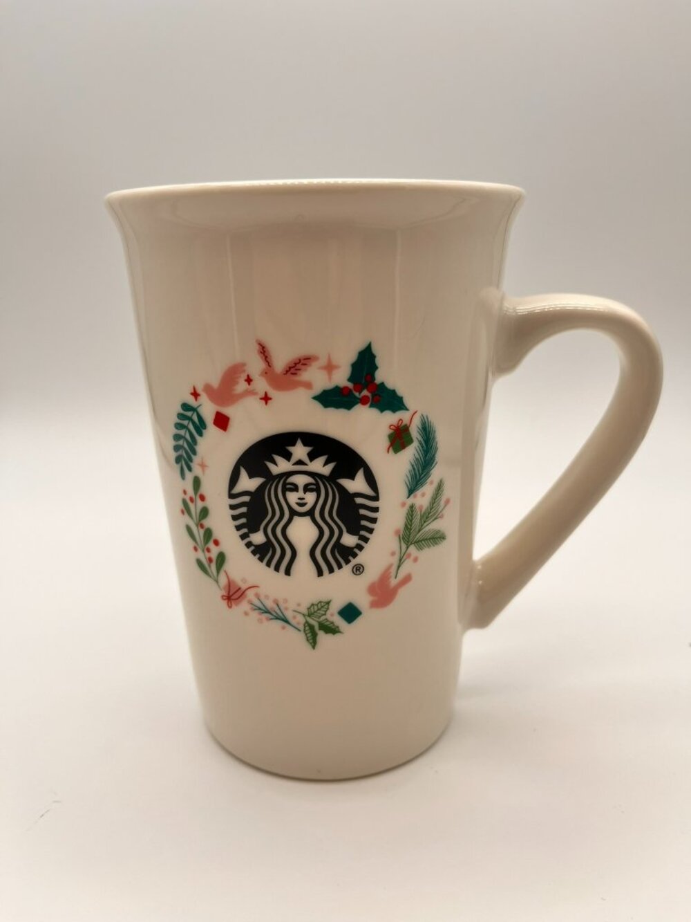 Starbucks 2019 Holiday Wreath Ceramic Coffee Mug 10 oz Christmas Siren Logo Cup